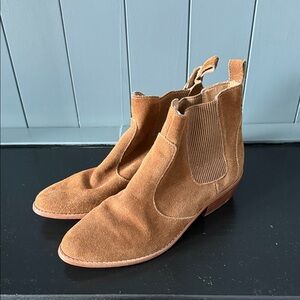 Gap Tan Suede Chelsea Ankle Boots